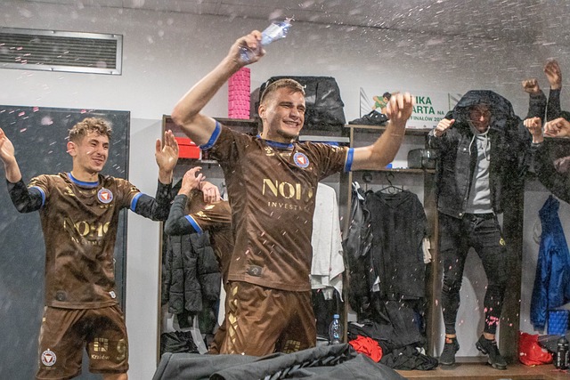 他们试图证 他们试图证